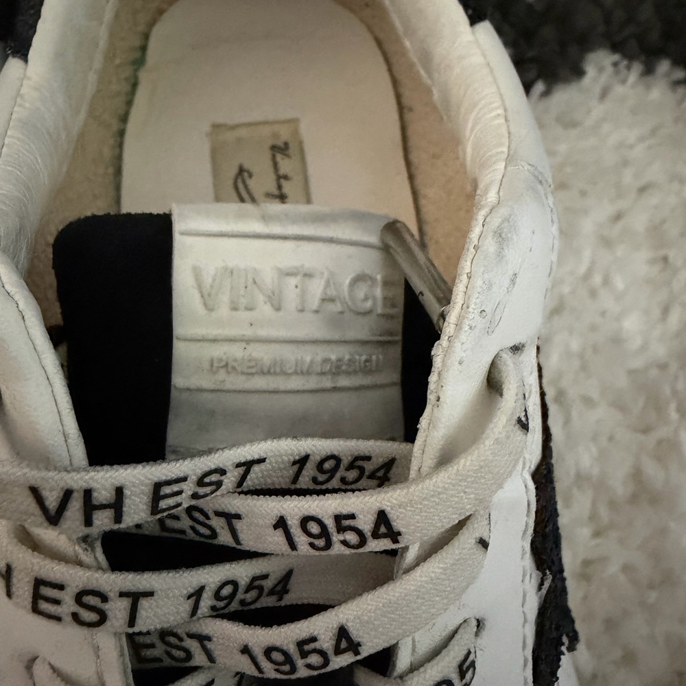 White and Black Low-Top Sneakers Star Sneakers - Picture 3 of 8
